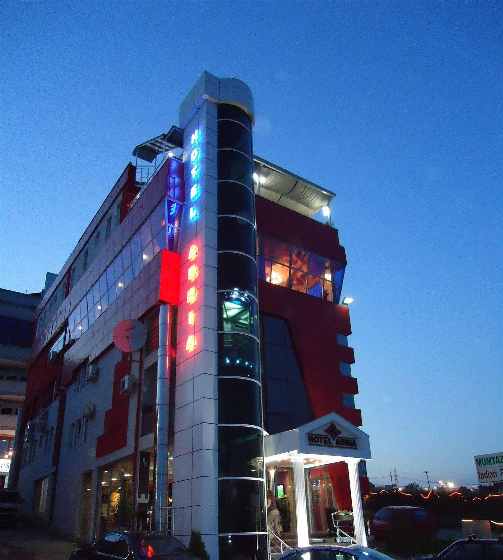 Hotel Adria Prishtine Bagian luar foto